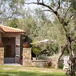 Nadas Kazdaglari Hotel *
