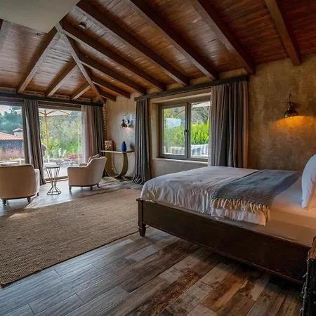 Nadas Kazdağları Otel *